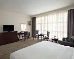 Anwar Al Madinah Mövenpick Hotel thumbnail